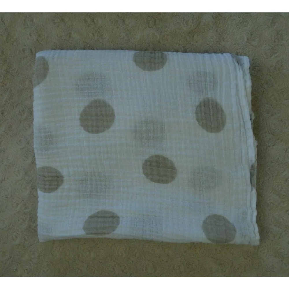 Lulujo Baby Swaddle Blanket Polka Dots Spots Circles Gray Tan White Muslin